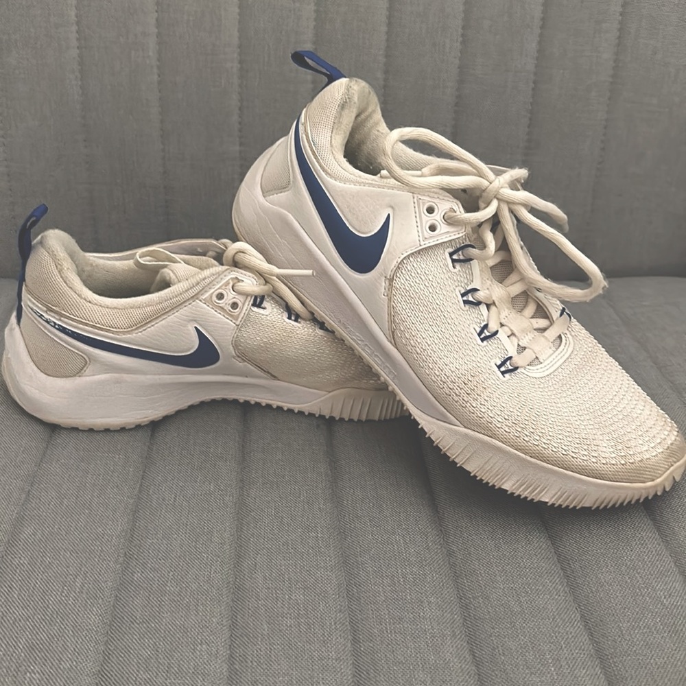 Nike Volleyball Shoes!! 🏐